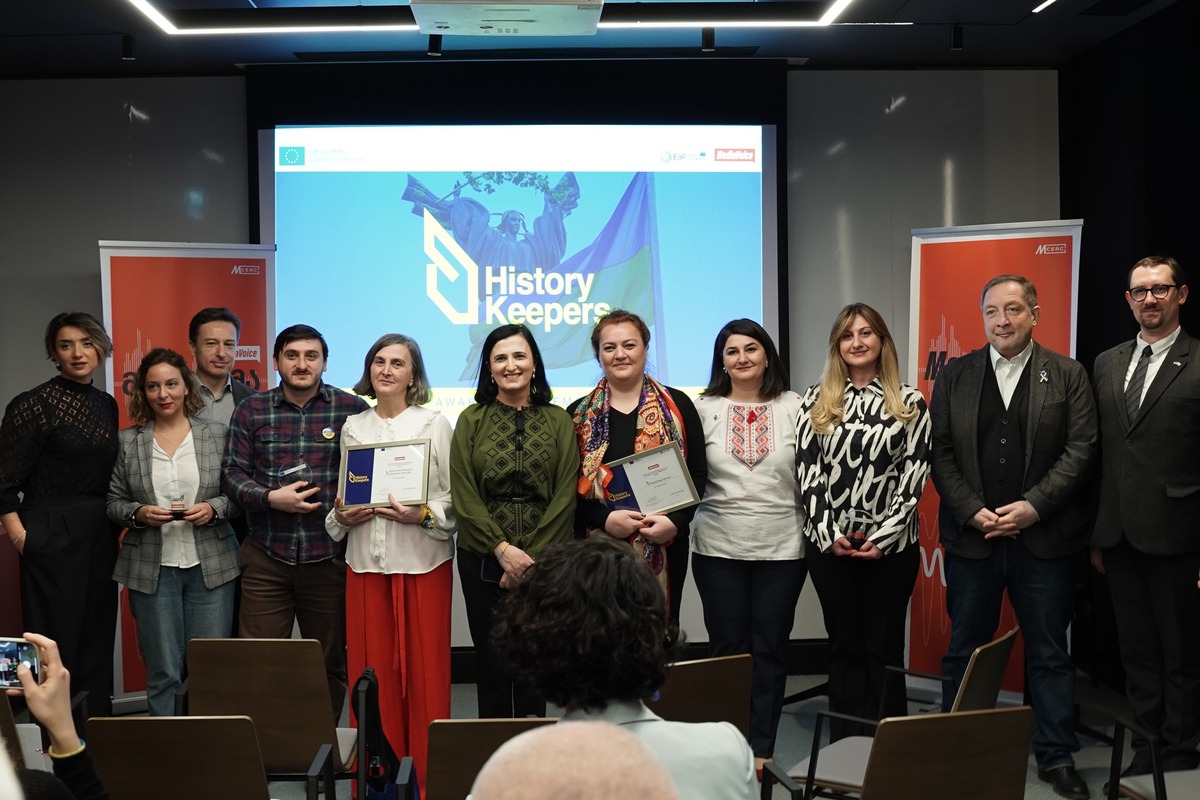 NGO Dopomoga Ukraini is among 11 Georgian & Ukrainian recipients of the History Keepers awards